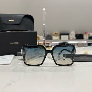 Tom Ford Solange sunglasses